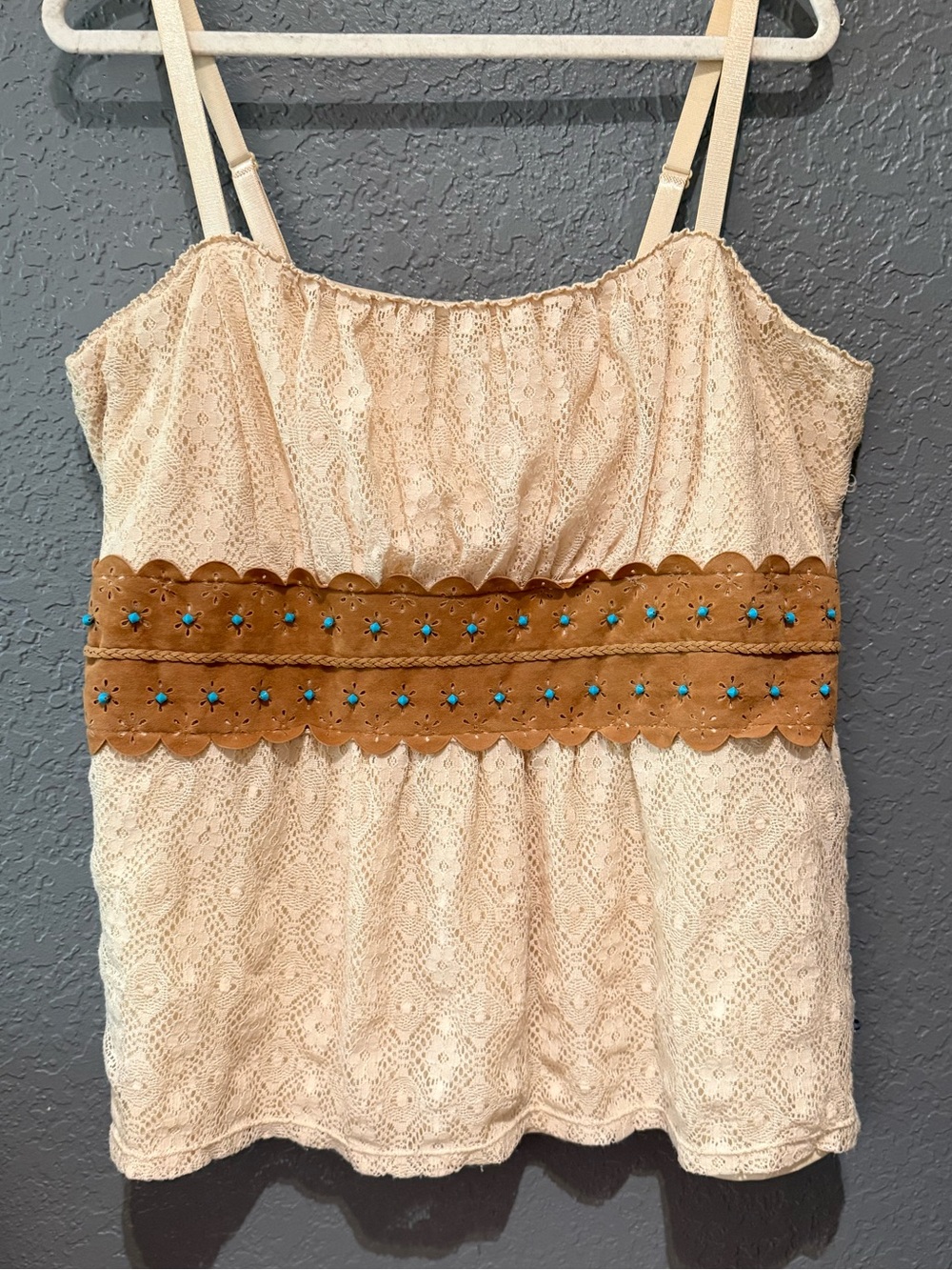 torrid 2X vintage western Cream Lace Camisole with leather Scalloped Waistband